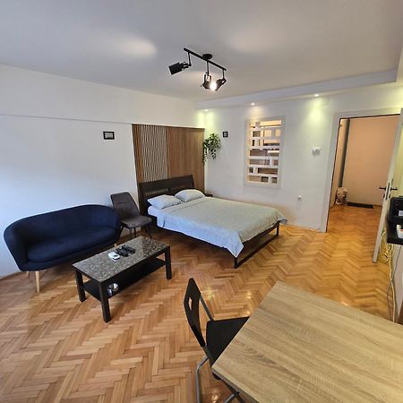 Azzurro Studio Apartment ベオグラード エクステリア 写真