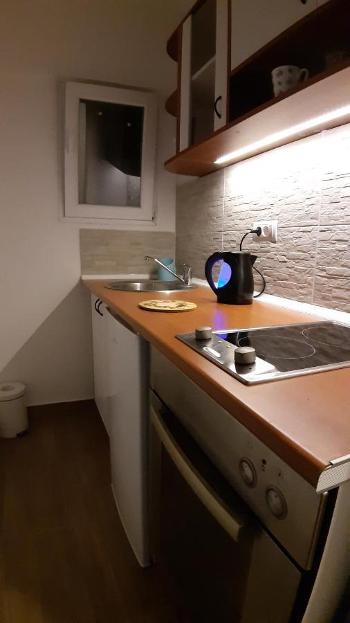 Azzurro Studio Apartment ベオグラード エクステリア 写真