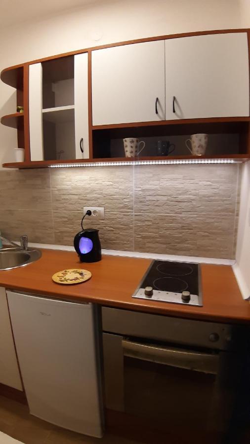 Azzurro Studio Apartment ベオグラード エクステリア 写真